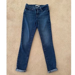 Levi’s skinny jeans